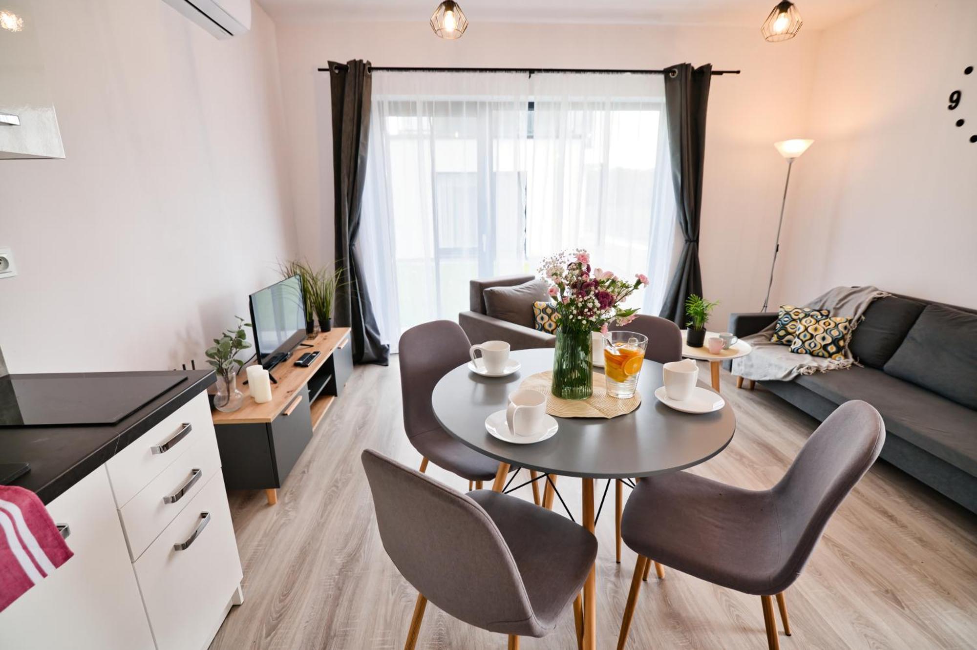 Holiday home Na Sosnowej By Housine Zator